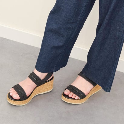 イタリアンシューメーカーズ ITALIAN SHOEMAKERS ラインストーンリボン厚底サンダル （ブラック）