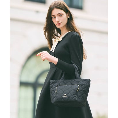 TOCCA 【撥水】CHECKER CLOVER QUILT BAG トートバッグ （ブラック系）