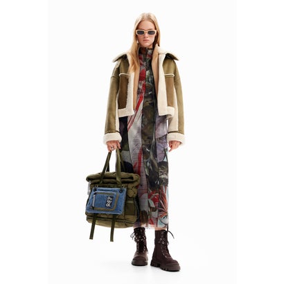 デシグアル Desigual EDIMBURGO ボア厚地の外套 （カーキ）