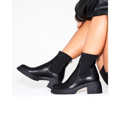 スティーブ マデン STEVE MADDEN 厚底サイドゴアブーツ （ブラック）