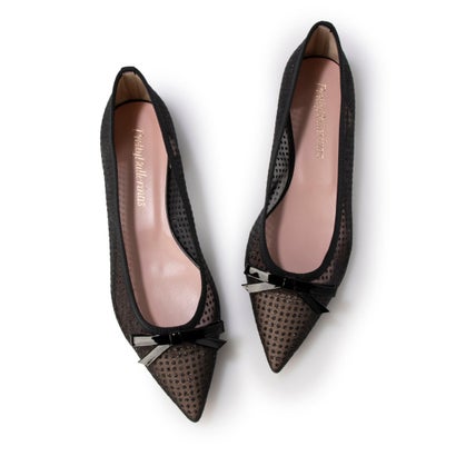プリティ・バレリーナ Pretty Ballerinas ELLA pictor patent ribbon（内鰓 ピクトル 専売特許シュロの葉 ）ポインテッドトゥシューズ （NEGRO-NEGRO）