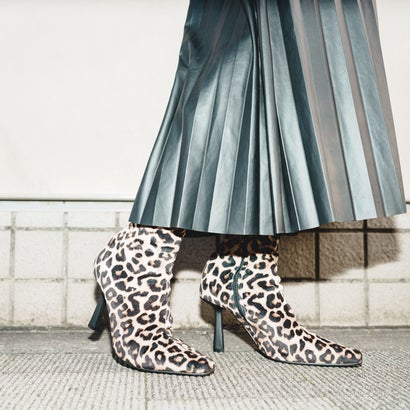 スティーブ マデン STEVE MADDEN ハイヒールストレッチショートブーツ （レオパード）