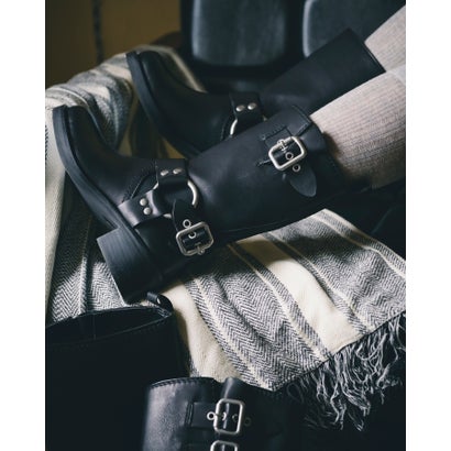 スティーブ マデン STEVE MADDEN レザーバイカーブーツ （黒いこと）