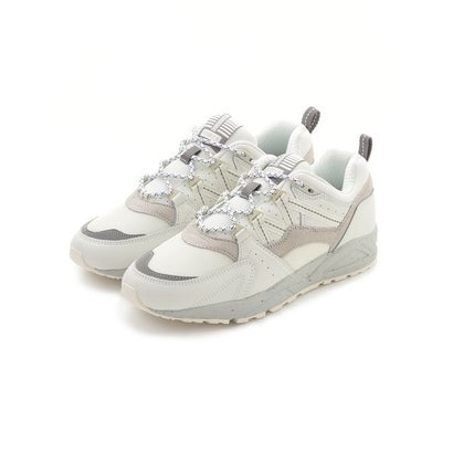 エミ emmi 【KARHU】Fusion 2.0 (WHT)|LOCOMALL(ロコンド公式ストア)
