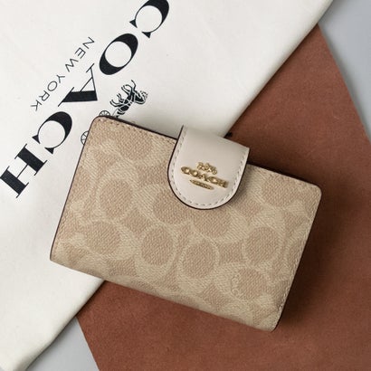コーチ COACH MEDIUM CORNER ZIP WALLET ミディアム コーナー ジップ ウォレット 二つ折り財布 財布 （ホワイト）