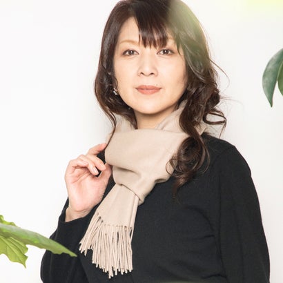 カシュミー Cashmee 飯島直子さん×Cashmeeコラボ企画「Cashmee.N」カシミヤ マフラー カシミア100％ ベーシック ウェーブ ロングマフラー 無地 （ベージュ）