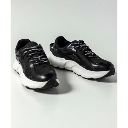 ウノ ピゥ ウノ ウグァーレ トレ 伸び伸びする 1PIU1UGUALE3 RELAX Vibramソールダッドスニーカー （黒いこと×白いこと）