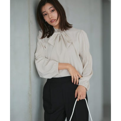 楽天市場】ATELIER PIERROT / シャーリング姫袖ブラウス アトリエ