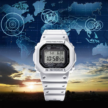 【G-SHOCK】電波ソーラー / GW-5000HS-7JF （ホワイト&times;ブラック）｜LOCOMALL（ロコンド公式ストア）