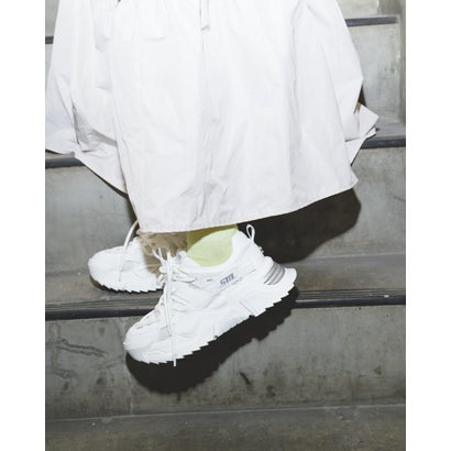 スティーブ マデン STEVE MADDEN ボリュームソールダブルレースアップスニーカー （白いこと）