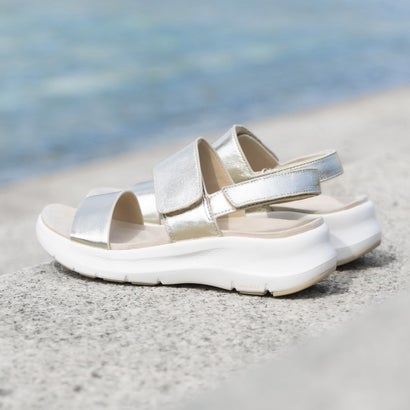 ロックポート ROCKPORT QWERA／クエラ スポーツサンダル （プラティーノ）
