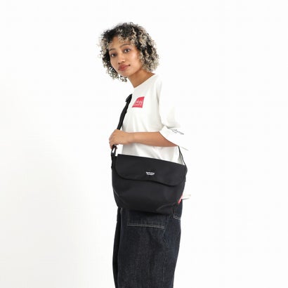 マンハッタンポーテージ Manhattan Portage Casual Messenger Slim Flight Nylon Back Pocket W/ Divider Magnet （Black）