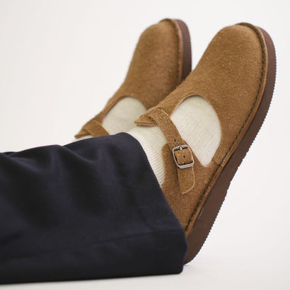 Organic handloom GUNA 本革メリージェーンストラップシューズ 日本製 ベロア フラットシューズ NEW TAUPE OH003491｜LOCOMALL（ロコンド公式ストア）