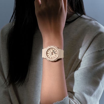 【G-SHOCK】GMA-P2100シリーズ / GMA-P2110-4AJF (ピンクベージュ)|LOCOMALL(ロコンド公式ストア)