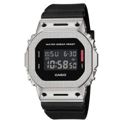 【G-SHOCK】メタルベゼル / インダストリアルデザイン / GM-5600M-1JF （ブラック&times;シルバー）｜LOCOMALL（ロコンド公式ストア）