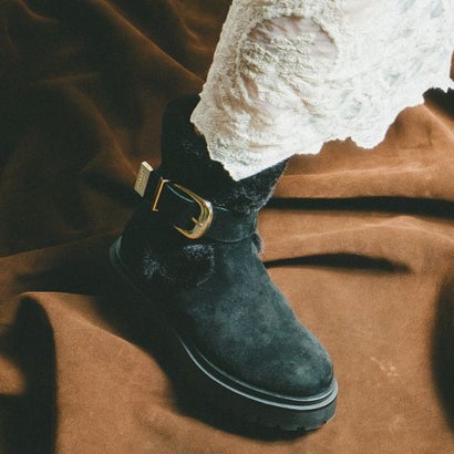 スティーブ マデン STEVE MADDEN ファースエードショートブーツ （ブラックスエード）