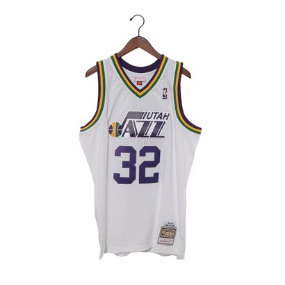 ミッチェルアンドネス mitchell \u0026 ness 律動的な調子マン ティーシャツ モルモンの州・ズージャー 1991-92 長い巻き毛・マローン 制服 （モルモンの州・ズージャー）
