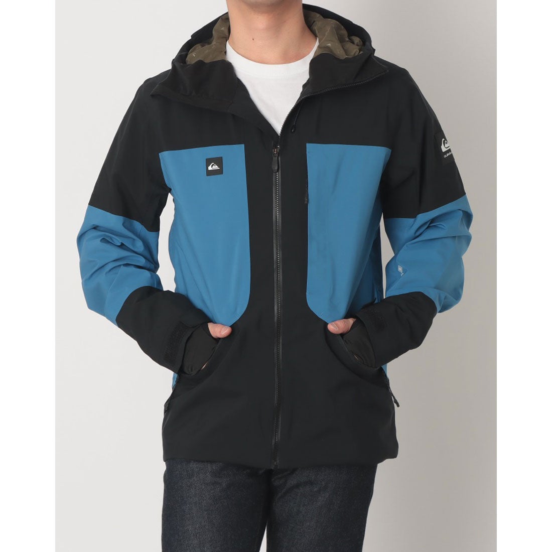 クイックしろがね色 QUIKSILVER FOREVER STRETCH GORE-TEX JK スノージャケット （黒いこと）