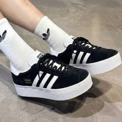 アディダス adidas GAZELLE UP ガゼル 繰り上げる プラットホーム スニーカー （黒いこと）