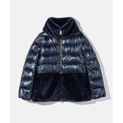 ヘルノ HERNO ヘルノ HERNO CAPES ケープ NYLON ULTRALIGHT AND LADY ALTERNATIVE FUR ナイロンウルトラライト＆ニューレディ （BLU NAVY） 93,170円