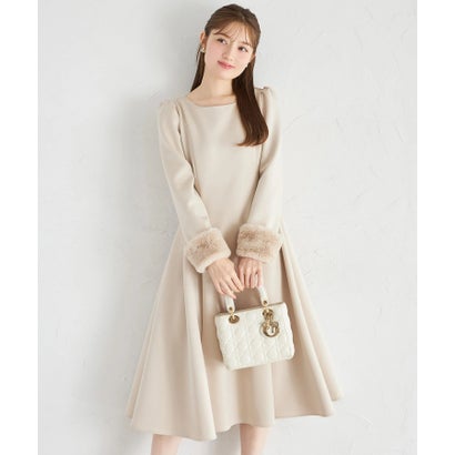トッコクローゼット tocco closet 2WAY袖口ファー付きボンディングワンピース