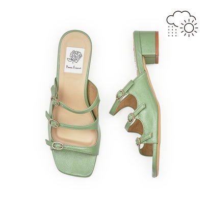 【26SS】【降雨相応う】エマ フランシス Emma Francis 3糎踵 ビジュー トリプル胴締め サンダル （緑であること エナメル）