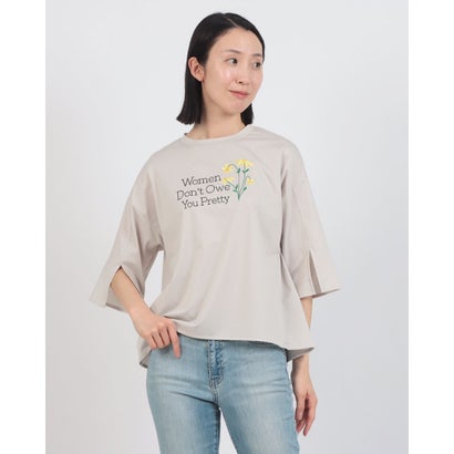 ブローディア BRODIAEA ロゴフラワー刺繍 袖口スリット五分袖Tシャツ【日本製】 (ベージュ)|LOCOMALL(ロコンド公式ストア)