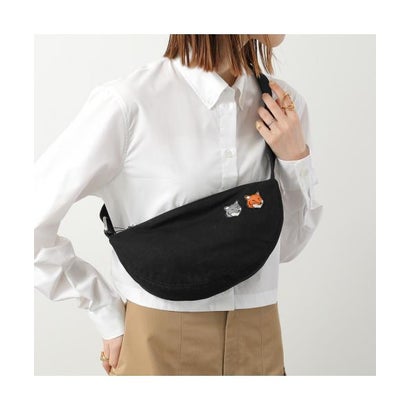 メゾンキツネ MAISON KITSUNE MAISON KITSUNE ボディバッグ DOUBLE FOX OM511CF WW0096 （P190/ANTHRACITE/ブラック）