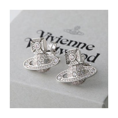 ヴィヴィアン ウエストウッド Vivienne Westwood Vivienne Westwood ピアス CARMELA BAS RELIEF 6201033A (P102/PLATINUM/WHITE-CZ)|LOCOMALL(ロコンド公式ストア)