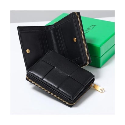 ボッテガヴェネタ BOTTEGA VENETA BOTTEGA VENETA 二つ折り金入れ 750253 VCQC1 マキシイントレ （8425/黒いこと）