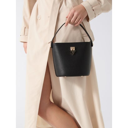 ゲス GUESS PATSIE Bucket Bag （BLA）｜LOCOMALL（ロコンド公式ストア）