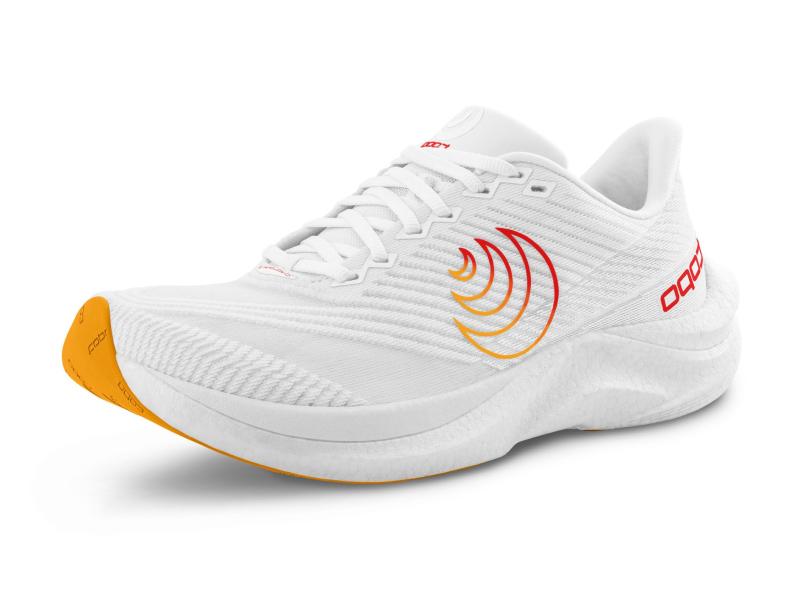 Topo Athletic(トポアスレティック) メンズ CYCLONE 3 (低気圧 3) MENS駈けっくらシューズ