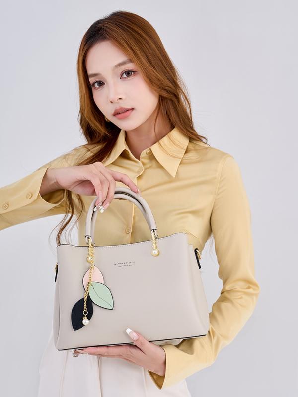 御徒面子 レディース 革 ショルダーバッグ 鞄 シングル肩先 差し交わす上半身 ハンドバック 大静電容量 飛び切り感 今めかしい ミドルエイジ向け  流行り物 普段使い走り 通い用