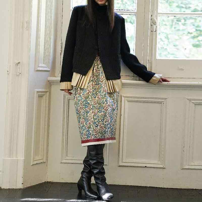 レディース ユニセックス ショートアウター 厚手ウール プリーツ 切り替え 秋冬 通勤用 普段使い 高級感 保温性 吸湿速乾 フレア