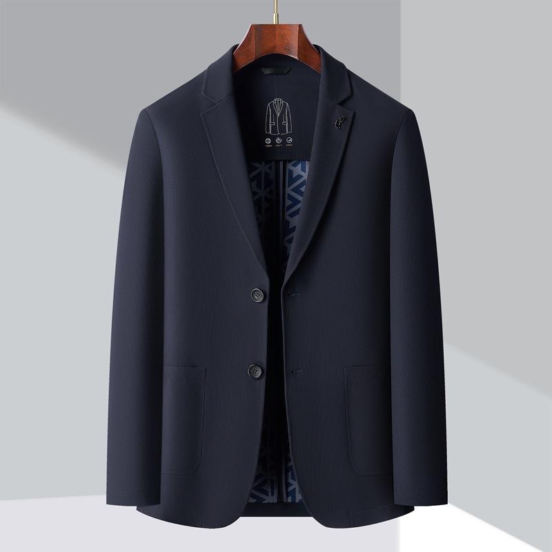 春秋型 メンズスーツコートの 中年の お父さんは 上着を 着て カジュアル ビジネスの 紳士服の スーツを 着ます。｜loeuf