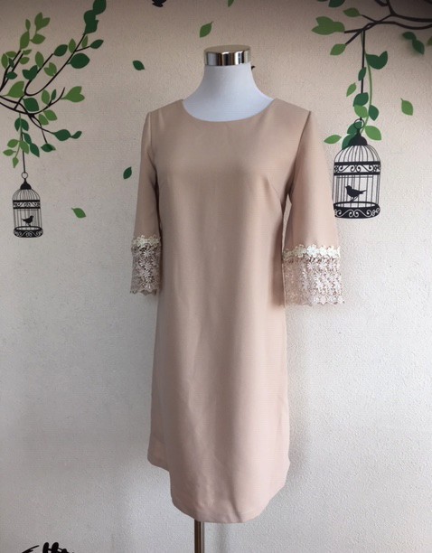 格安販売の Dressquare シンプルドレス Ivory パーティードレス 謝恩会 上品 デート 二次会 結婚式 お呼ばれ シンプルライン 袖口 個性的 アイボリーレース袖 ベージュ レディースファッション パーティゲストドレス ワンピース フォーマル Ap06 Paveseraleigh Org