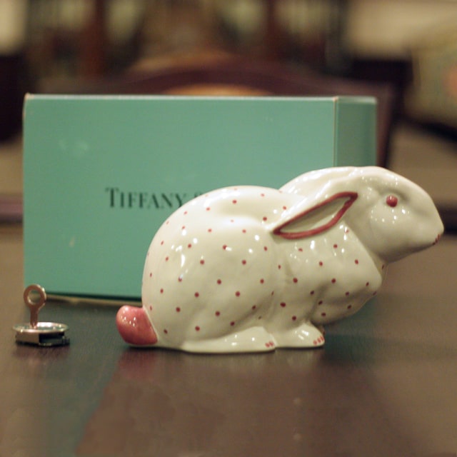 【ぽんちゃん】Tiffany & Co. 野球ボール型貯金箱 楽天市場】【未使用品】TIFFANY&Co. ティファニー 野球ボール型