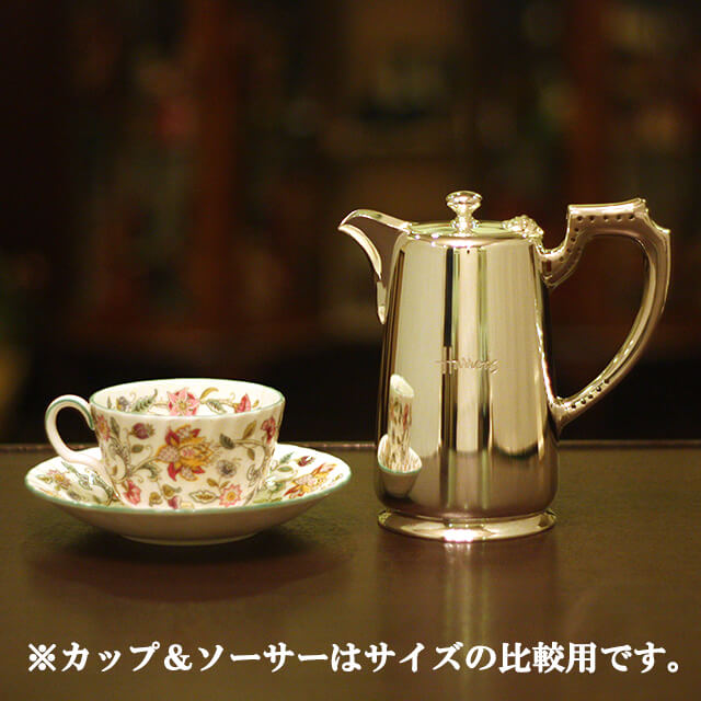 アンティーク アンティーク カフェやレストランなどでのサーブに インテリアとしても シルバープレート イギリス製 イギリス製 Harrods ハロッズ ホテル用コーヒーポット Hr 734 Harrods ハロッズ ホテル用コーヒーポット 中古