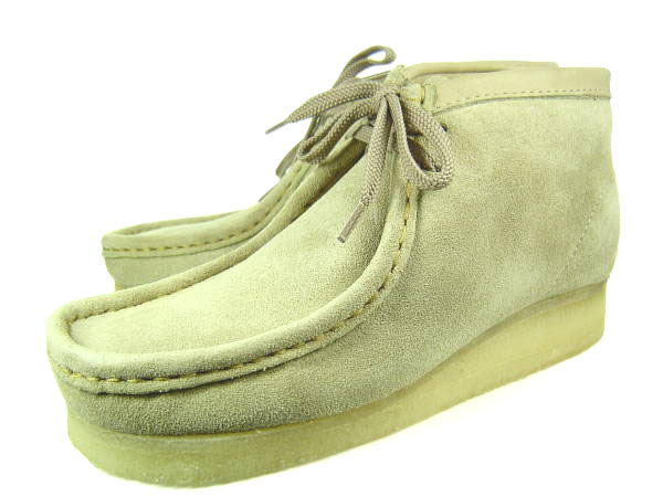 clarks wallabee boot sand suede
