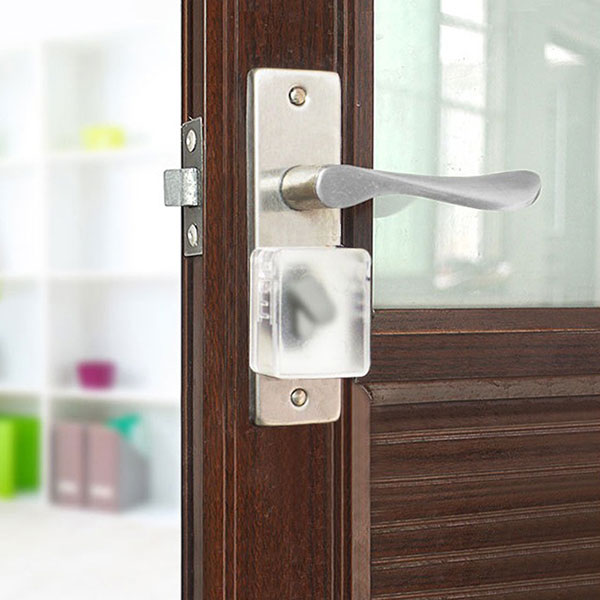 楽天市場】キーカバー 鍵 カバー ドア鍵 粘着 チャイルドロック