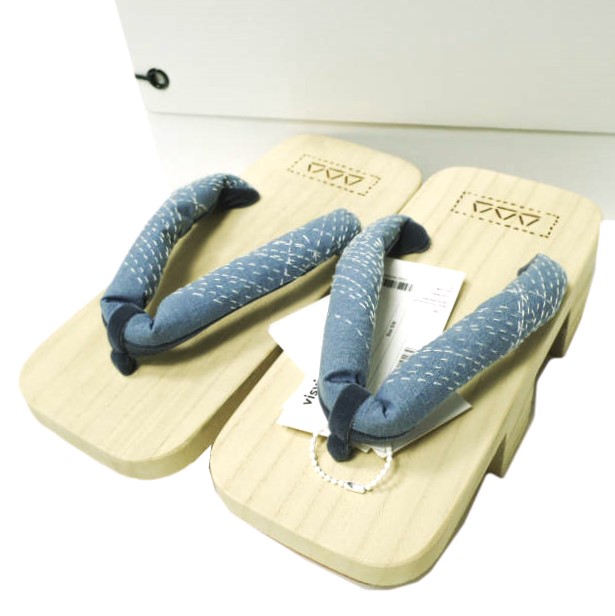 VISVIM(ビズビム) CHECKED PATTERN GETA 下駄 VISVIM(ビズビム) CHECKED PATTERN GETA 下駄 - メルカリ