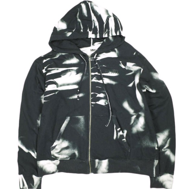 MM6 エムエムシックス 23AW イタリア製 PRINT ZIP HOODIE メンズ 裏毛 ブリーチ産業 スウェットジップパーカー S52GU0210 S25603 XXL BLACK/WHITE Maison Margiela メゾンマルジェラ 通貨価値113,300円 トップス【中古】【MM6】