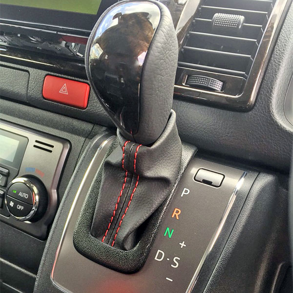 ハイエース 0系 パーツ シフトノブ レジアスエース 4型 5型 6型 6速シーケンシャルat用 シフトブーツ レッドステッチ H27 1 Salon Raquet De