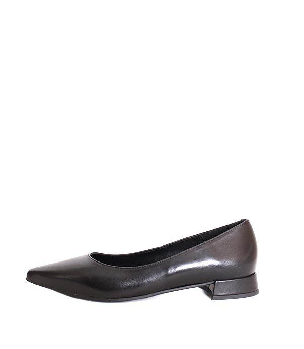 MARIANマリアン　8200　ローヒールパンプス　ポインテッドトゥパンプス　フラットシューズ　ブラック　スムースレザー｜LOOP SHOES SHOP