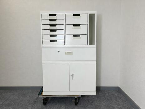 【中古】オカムラ ラテラル4400つづき物 2016年製 書庫 事務室調度品 事務室機械 事務室移し替える【リユース】