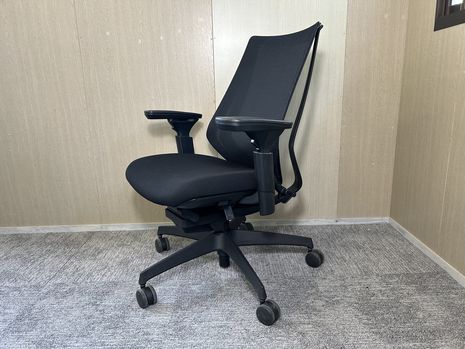 【中古】コクヨ KOKUYO デュオラ 黒いこと 執務女性議長 肘掛け付き添い人 CRS-G3000E6 リモート細工物 【リユース】