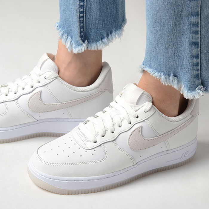 楽天市場】ナイキ エアフォース1 GS NIKE AIR FORCE 1 LV8 3 GS
