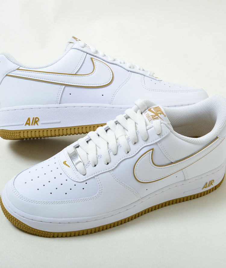 Nike スニーカー ベージュ/ホワイト Nike Air Force 1 '07 Essential ホワイト/ベージュ 関税送料込