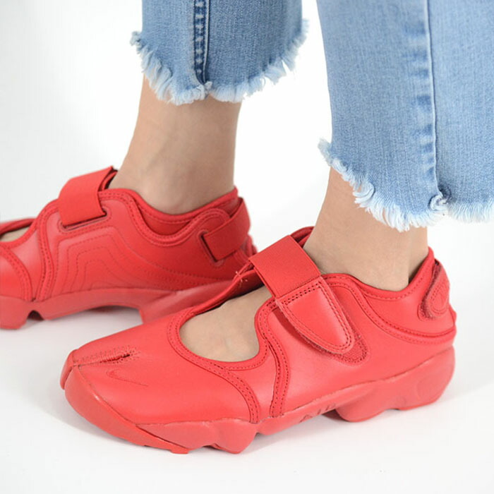 WMNS NIKE AIR RIFT ウィメンズ ナイキ 大気圏 昇降機 レディース スニーカー なめし革 赤いこと hm5737-600