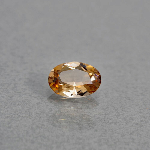 エンスタタイト 1.48ct bss-3151超レアストーン!エンスタタイトは特定の種類の火成岩や変成岩の中でしか形成されず産出量が限られ、ほとんどの原石は不透明です。また硬度が低く、また劈開があるためカットが非常に難しいのもルースが稀少な理由です。|レアストーン専門店大阪ウエルダー